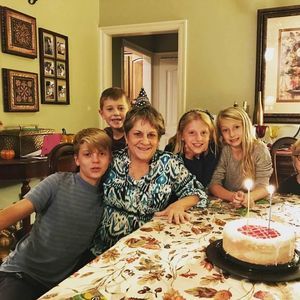 Meet your Posher, Carol